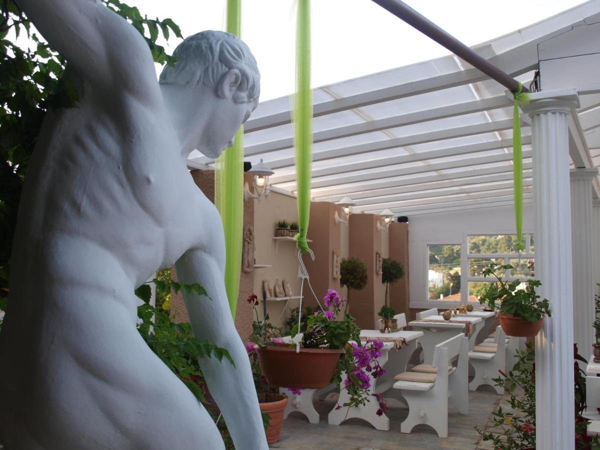 Nikos Victoria Hotel Skiathos by Eksteriør billede